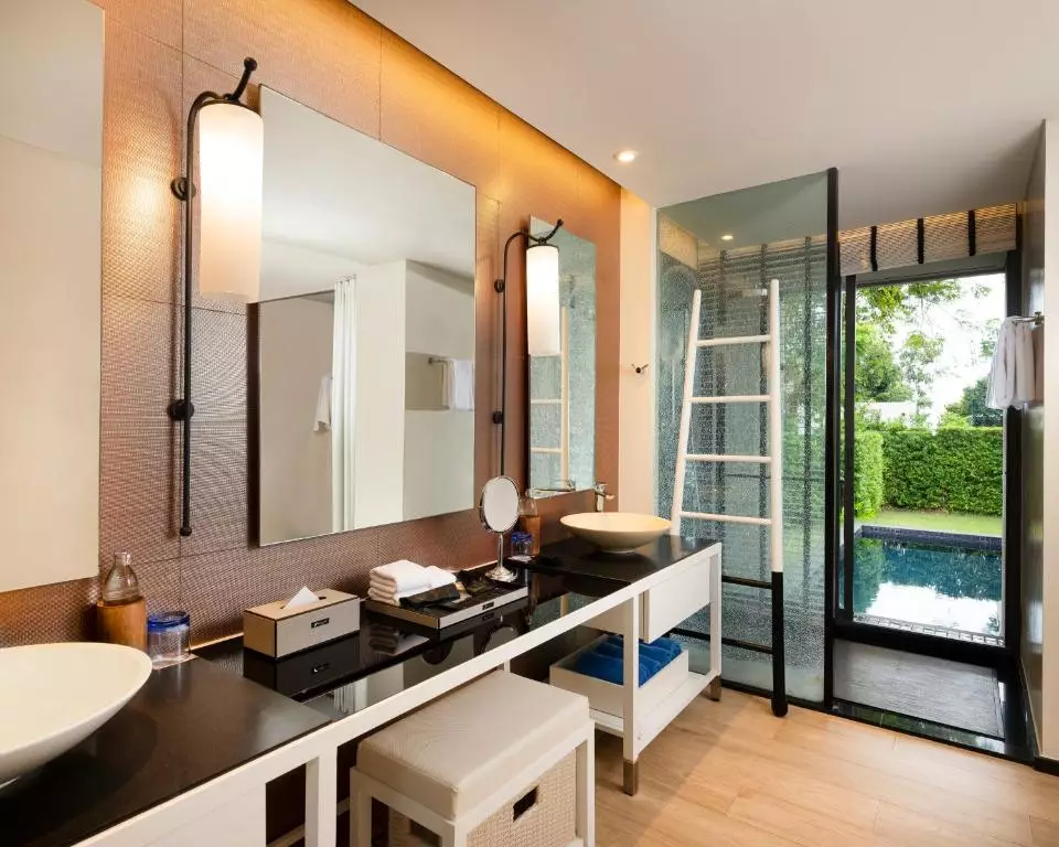 The ShellSea Krabi I Luxury Beach Front Resort and Pool Villa